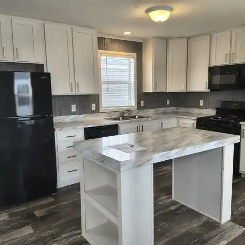 9901 State Road 3, Muncie, IN 47303