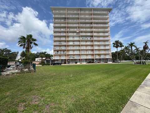 404 S Beach St, Daytona Beach, FL 32114