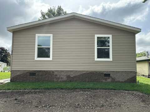498 Cimarron, Lake Elmo, MN 55042