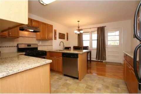 100 Dowd St, Haverstraw, NY 10927