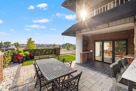 355 South Broadway, Lexington, KY 40508