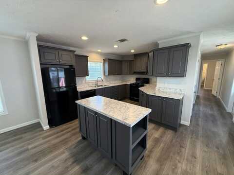 10201 W Beaver St, Jacksonville, FL 32220