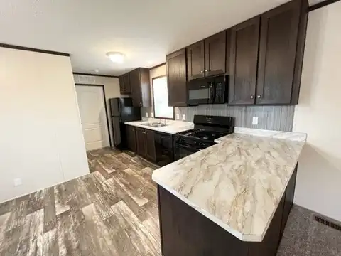 46000 Geddes Road, Canton, MI 48188
