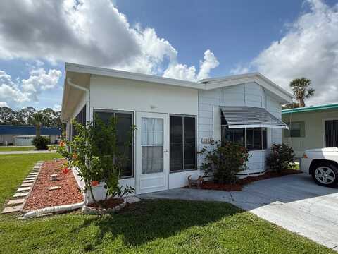 1013 Rainbow Circle, Eustis, FL 32726
