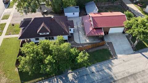 323 25th St., Wilson, KS 67490