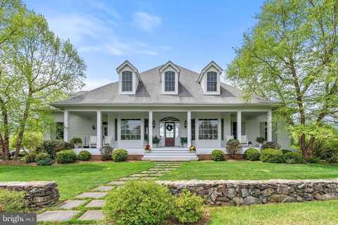34321 Foxwood Ln, Bluemont, VA 20135