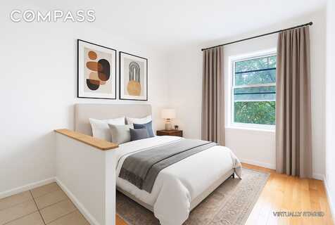 320 West 20th Street, New York, NY 10011