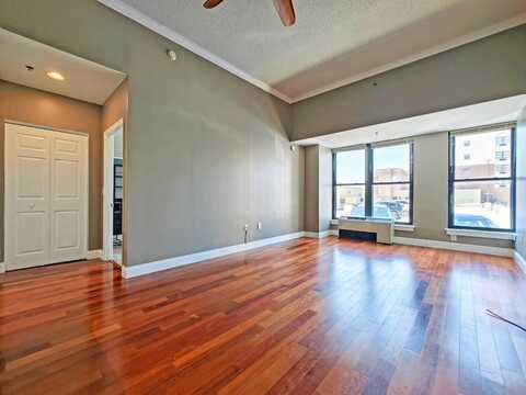 100 New Roc City Plz, New Rochelle, NY 10801