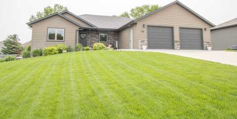 728 19th Ave SE, Rock Valley, IA 51247