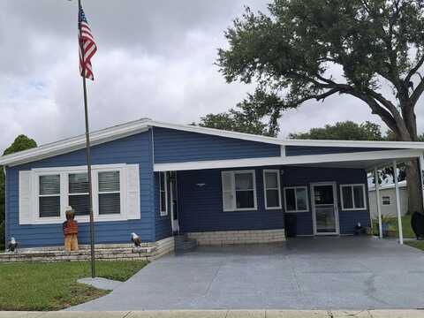 5903 Jessup Dr, Zephyrhills, FL 33540