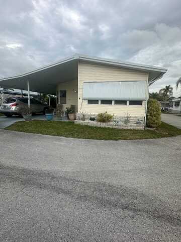3390 Gandy Blvd, Saint Petersburg, FL 33702