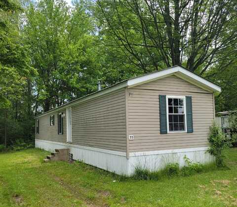 11 Huntington Drive, Plattsburgh, NY 12901