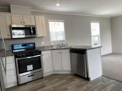 2309 Birch St, Liberty, MO 64068