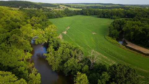 30497 Gypsum Rd, Lebanon, MO 65536