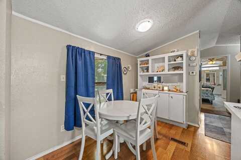 7800 Mockingbird Ln, North Richland Hills, TX 76180