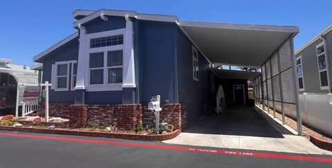 9850 GARFIELD, Huntington Beach, CA 92646