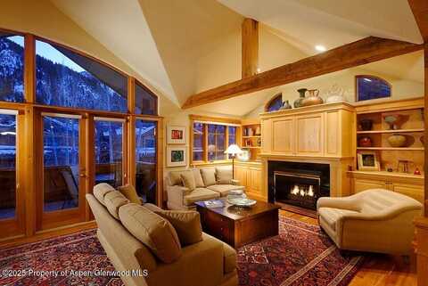 835 E Cooper Avenue, Aspen, CO 81611