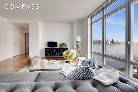2 Northside Piers, Brooklyn, NY 11249