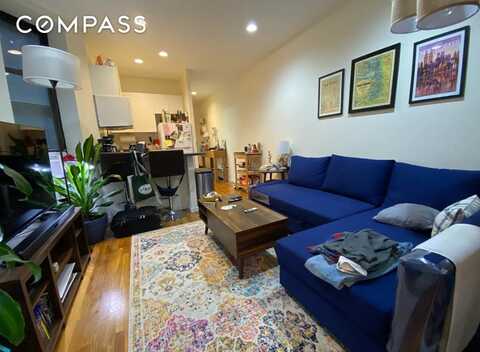 423 East 75th Street, New York, NY 10021