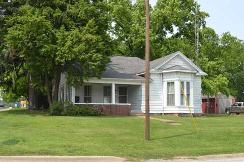 102 E. Plum St., Grayville, IL 62844