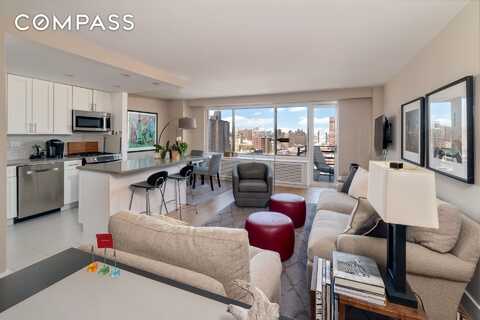 400 Central Park West, New York, NY 10025