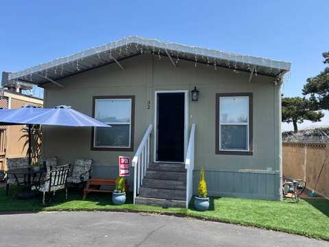 3126 W First Street, Santa Ana, CA 92703