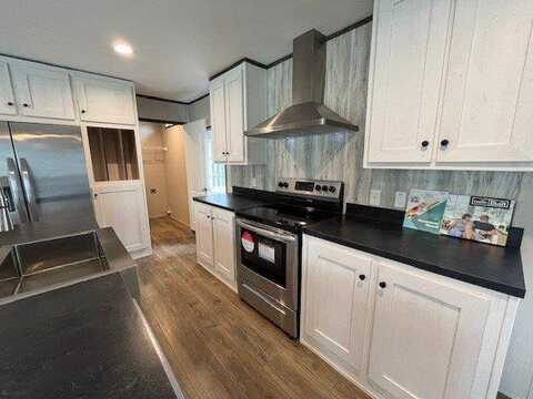 18733 Samuels Rd, Zachary, LA 70791