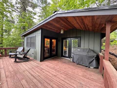 275 Teaberry Rd, Newland, NC 28657