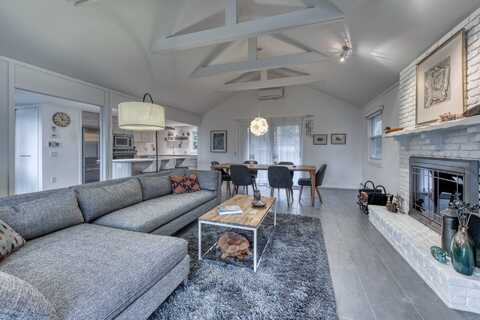 775 Hickory Road, Southold, NY 11971