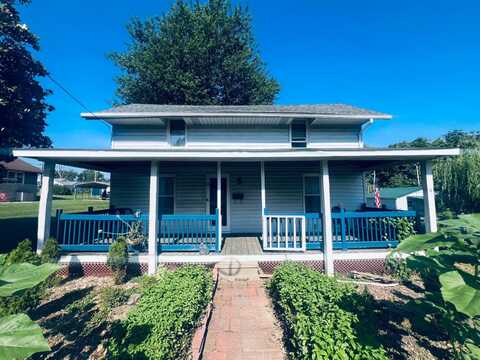 613 14th St, Tell City, IN 47586