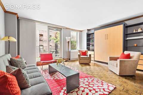 2250 Broadway, New York, NY 10024