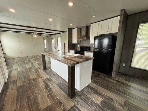 18733 Samuels Rd, Zachary, LA 70791