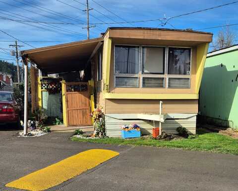 1263 Main Street, Springfield, OR 97477