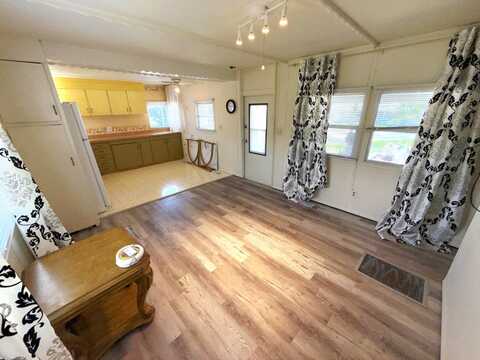 7400 46th ave N, Saint Petersburg, FL 33709