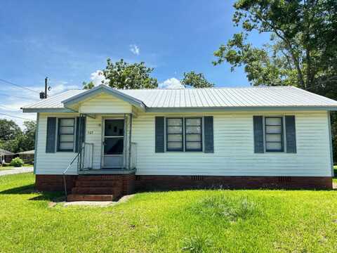 503 Calhoun Street, Swainsboro, GA 30401