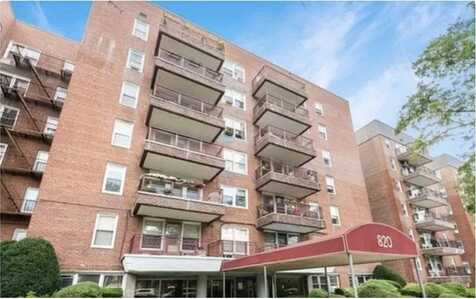 820 Ocean Pkwy, Brooklyn, NY 11230