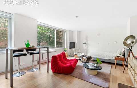 250 South End Avenue, New York, NY 10280