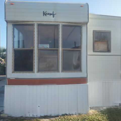 5917 14th St. West, Bradenton, FL 34207