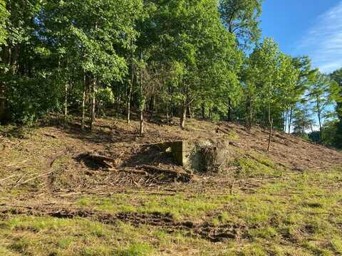 000 Rt 33 W, Glenville, WV 26351