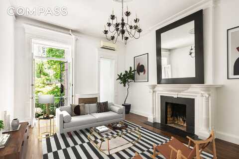 112 West 78th Street, New York, NY 10024