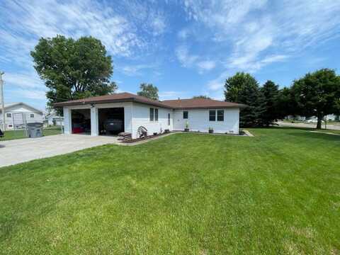 515 S State St, Bassett, NE 68714