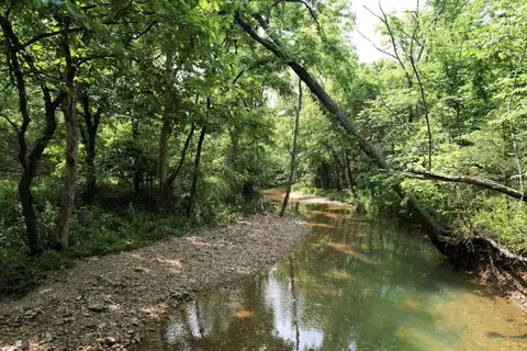 926 Summit Rd, Grovespring, MO 65662