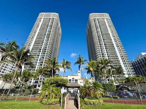 4779 Collins Ave, Miami Beach, FL 33140