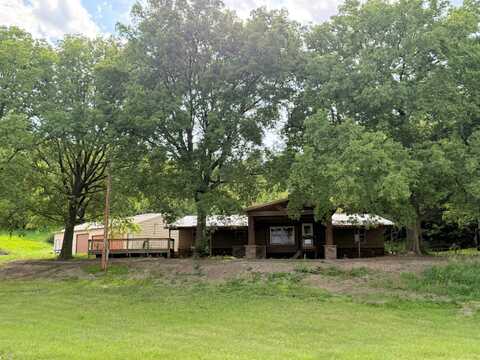 57150 892 Road, Wynot, NE 68792