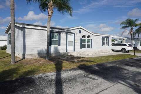 518 St Augustine Ave, Davenport, FL 33897