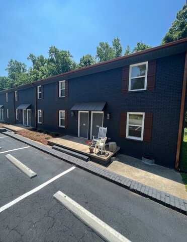 1424 Nottingham Rd, Kannapolis, NC 28081