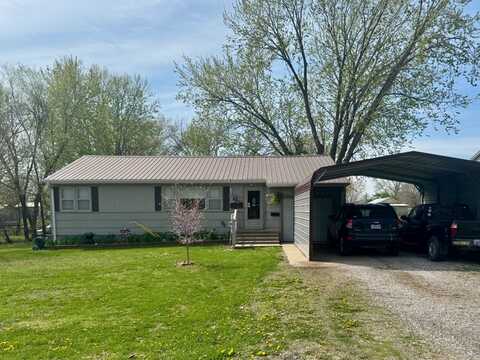 620 East Prairie, Brookfield, MO 64628