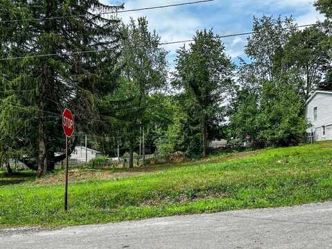 1605 Pawnee Blvd., Akron, OH 44312