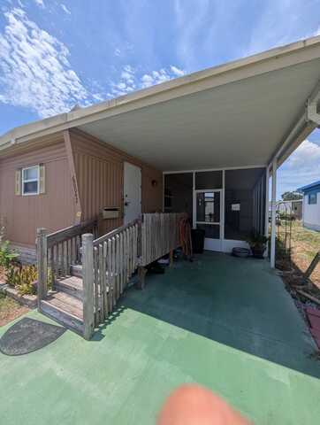 66042 Easton Rd, Pinellas Park, FL 33782