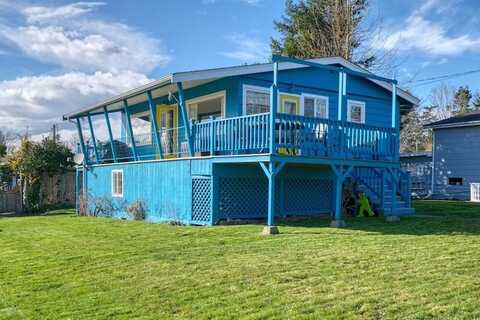 673 Kendor Drive, Point Roberts, WA 98281